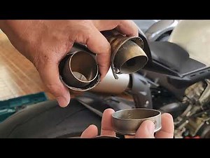 Removing the db killer on my Ducati Panigale V4 Akrapovic exhaust