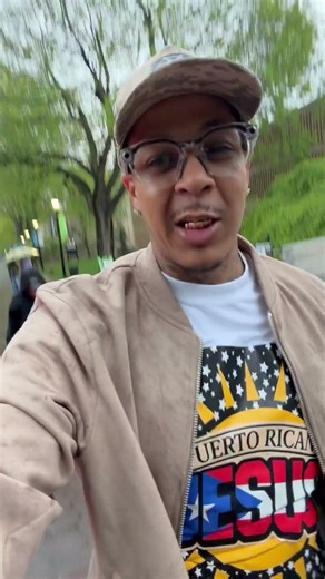 #nyc son of Puerto Rican Jesus, taking the kids to the Jiggy kid show #brooklynkids