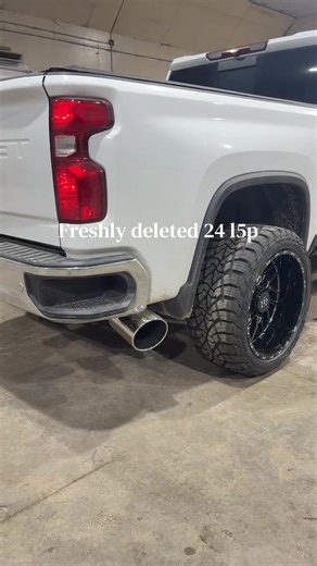 Ready to take flight ✈️ 3.5 down pipe 5 inch exhaust 5 sp tunes #deletedl5p