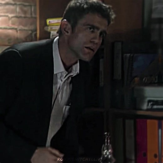 Exploring Love: A Deep Connection with Ronnie Mitchell