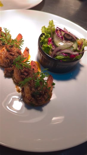 piri piri prawns plating 😎❤️ #food #tranding #chefselection #foodclips #shorts
