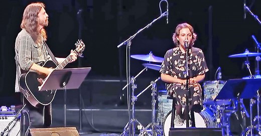 When Dave Grohl’s 12 Year Old Daughter Stunned Everyone With Her Awesome Adele Cover