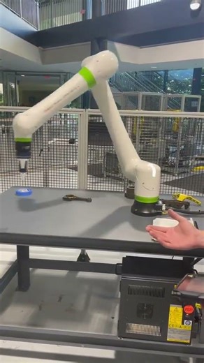 Collaborative Robot Instalation and Debugging