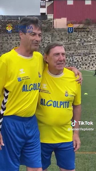 ⚽ La Ciudad Deportiva Javier Pérez acogió este 9 de mayo el Torneo y Convivencia de Fútbol Caminando Desde las 10:00 a 14:00 horas se celebró esta jornada de deporte y convivencia con la participación de equipos y selecciones de distintas islas del Archipiélago. Participaron el CD Tenerife Fútbol Caminando, la UD Las Palmas Fútbol Caminando, las selecciones provinciales de Santa Cruz de Tenerife y Las Palmas, la selección de La Gomera, así como los equipos Tincer, CD Candela, UD Las Zocas, UD Re