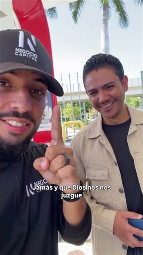 Sígueme en 👈 para aprender de crédito y negocio en USA