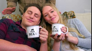 Mama Bear Papa Bear Mug Set - Stoneware Engraved Campfire Ceramic Mugs, Gift for Parents - White - 15 oz, Retro Coffee Mug, Mama and Papa Gifts