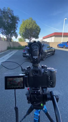 Porsche Macan cold start and Mustang GT remote start