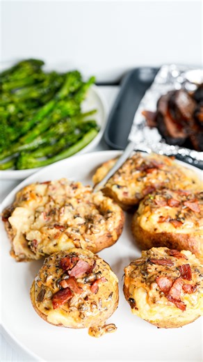 Twice baked mushroom and bacon potatoes. It cheesy and extremely delicious 🤤 Ingredients -large potatoes -mushrooms -bacon -cheese -cooking cream -1tbs butter -salt and pepper -paprika -onion powder -Apply oil ,salt and pepper to the potatoes,wrap individually with foil and roast for 1&1/2 hours. -meanwhile cook the bacon and set aside. To the same pan,add in diced mushrooms,sauté until browned,adding in garlic and butter then cooking cream followed by paprika and onion powder. -Once the potato