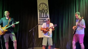 Getting ready for last night’s show at Eddie's Attic! Thank you Decatur!! #jakeshimabukurotour2021 #ukulele | Jake Shimabukuro