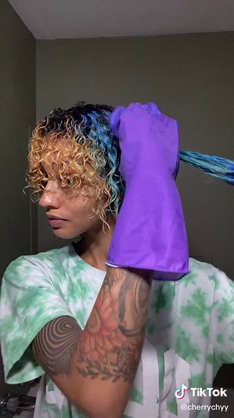 First Time Trying Hair Paint Wax! Cool Blue 💙 | Colorful Curly Hair Transformation