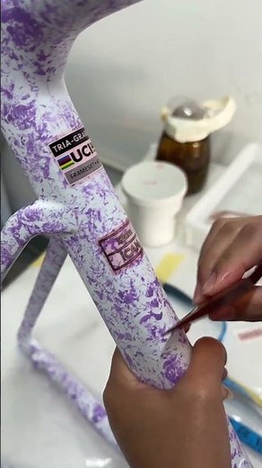 Applying Water Transfer Decals to a Dream Gravel Frame.#icancycling #graro