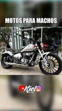 Moto chopper custom con tecnología renovada de la marca jawa