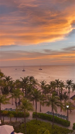 Please let it be cloudy. 🤩Thin Clouds Rule. (Cirrus Clouds)??? 🤷‍♂️Didn’t pay attention much in school.. 😍💥💥Anyone wanna correct me?? | I Love Barcelo Aruba