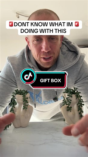 BOX INSIDE BOX INSIDE BOX SUPPRISE GIFT BOX 🎁 #christmas #christmascountdown #foryoudays #dealdrop #tiktokmademebuyit