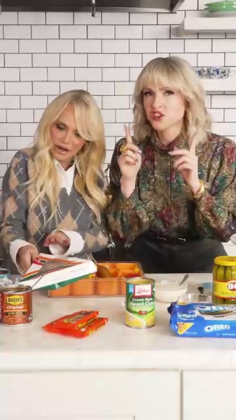 How to Make a Snackle Box with Kristin Chenoweth and Jenn Lyon