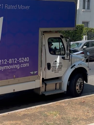 Sadie Stanley on Instagram: "Coming home from filming and diving straight into a big move was definitely stressful, but @roadwaymoving made it SO easy! So grateful for their hard work getting everything safely into my new home! ✨✨#roadwaymoving"