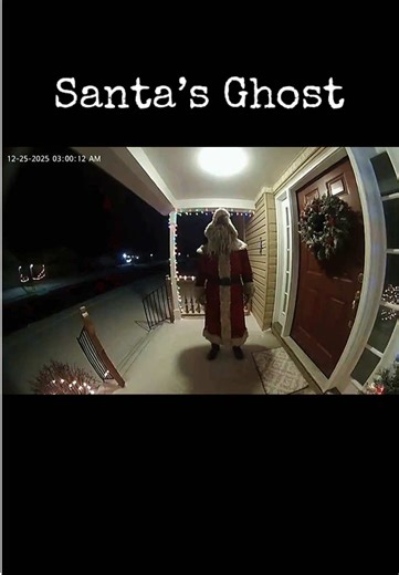 This weird Santa was recorded on door cam on the Christmas night. It disappeared in the footage and then reappeared after a few seconds #horror #paranormal #scary #fyp #foryoupage