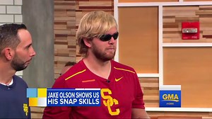 USC's blind football star shows off his long snap skills