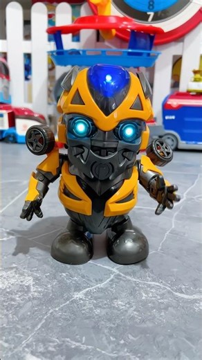 A robot that can dance, transform, and sing! Kids can't stop playing with it! ✨#robot #kids #dance