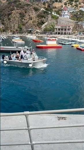 Minute Catalina Island Walking Tour! Ferry Ride, Green Pier & Avalon Vibes 🏝️🎣