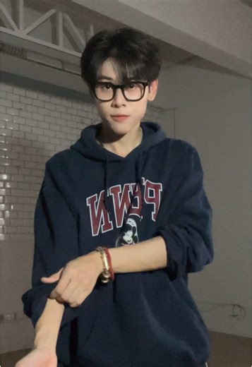 Learn to Speak English with the 2 Houses Project