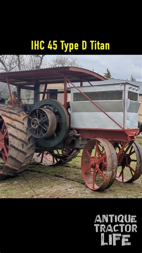 1912 International Harvester Type D Titan, (with hit and miss gas engine) This was the first model in the 2-cylinder Titan tractor line, followed by the 45 Titan Type D with throttle governed engine and air-start setup then the 30-60 Titan with gasoline starting motor. #antiquetractorlife | Antique Tractor Life