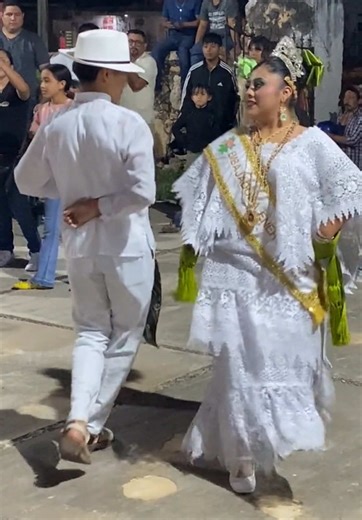 La Jarana Yucateca: Tradición y Baile del Yucatán