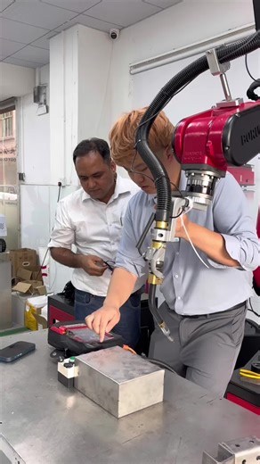 Robotic Solutions for Industrial Welding