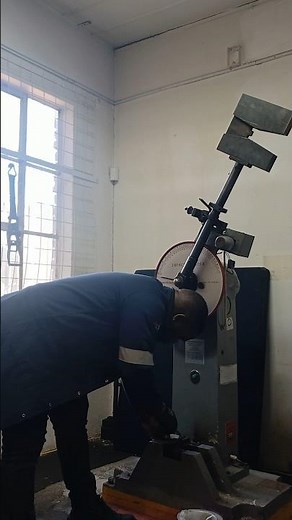 HOW TO PERFORM V-NOTCH IMPACT TEST AT LOW TEMPERATURE USING ACETONE ON MOUTON PENDULE DE CHARPY