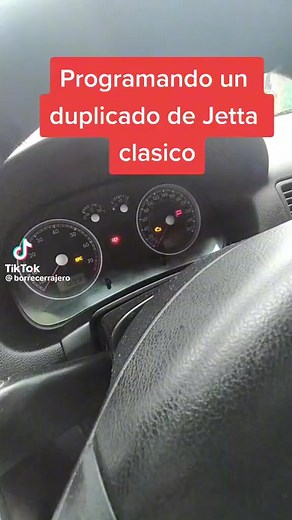 Programando un duplicado de Jetta clásico #llave #autos #vw #jetta #programming #programacionautomotriz | Borrecerrajero