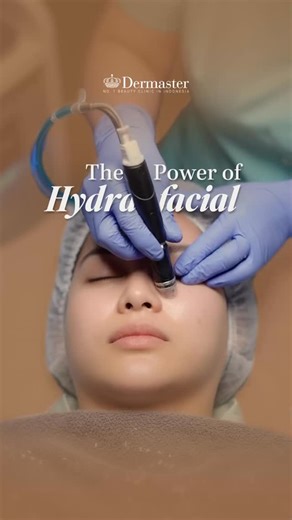 Aesthetic, Plastic Surgery, Obesity & Longevity Specialist on Instagram: "The power of Hydra Facial✨ Ini bukan basic facial this is an upgrade. Hydra Facial bekerja lebih dalam dari facial biasa. deep cleansing, pore detox, intense hydration, sekaligus improve overall skin quality dalam satu treatment. Hasilnya bukan cuma bersih, tapi kulit terlihat lebih fresh, smooth, dan well-maintained sejak first session. Perfect sebagai base sebelum treatment lain, atau sebagai perawatan rutin untuk kamu y