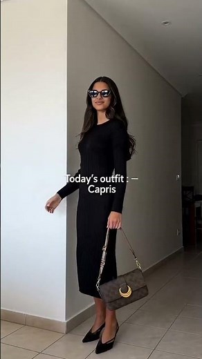 Try this casual chic capris outfit for your next everyday look