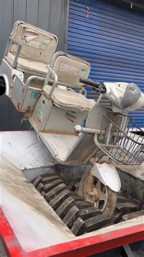 "Scrap Machine in Action! 😱 Crushing Metal Fast!"