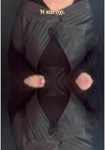 Η Χρυσόνομη (ή αλλιώς Νένα) στην τραγωδία του Γ. Χορτάτση «Ερωφίλη». #theatrotouallote #θεατρικηπαρασταση #θεατρο #Πρεμιέρα 16 Νοεμβρίου στο @avlaiatheater.official #skg #θεσσαλονικη #θεατροθεσσαλονικη #παραστάσεις