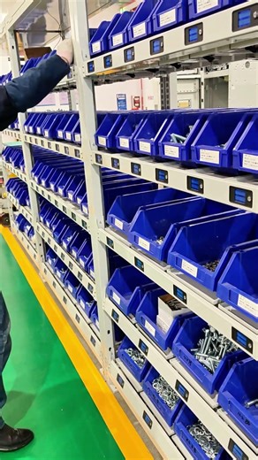 Smart shelving systems are helping to upgrade advanced manufacturing line-side warehouses!