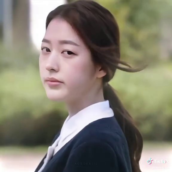 yr (@auroratie) - Baek Siblings: Exploring the World of Pyramids | Kim Yerim, BitchxRich