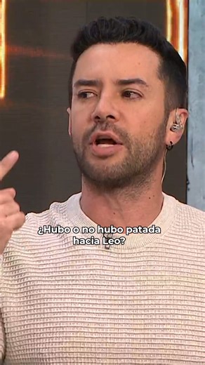 El Desafío on Instagram: "#DesafíoSinFiltro | ¡Tensión máxima en el Desafío del Siglo XXI! 🔥💥 ¿Zambrano realmente le pegó a Leo? Los leemos: ¿qué opinan? 💪 #Desafío #DesafíoDelSiglo Disfruta más contenido en @ditu.tv 📲📺"