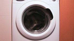 Washing Machine Working High Speed Front: vídeo stock (100% livre de direitos) 1070757148 | Shutterstock