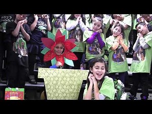 PS22 Chorus "Percy The Puny Poinsettia" (Christmas) Elmo & Patsy
