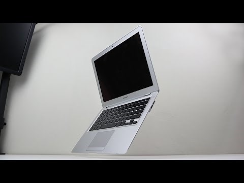 Restoring Apple's First MacBook Air From 2008