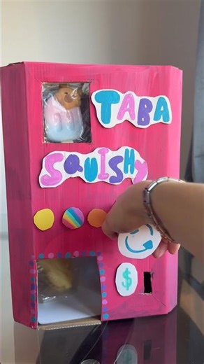DIY vending machine! 🍌 #creative #papercrafts #cardboardcraft #diy #tutorial #tabasquishy #craft