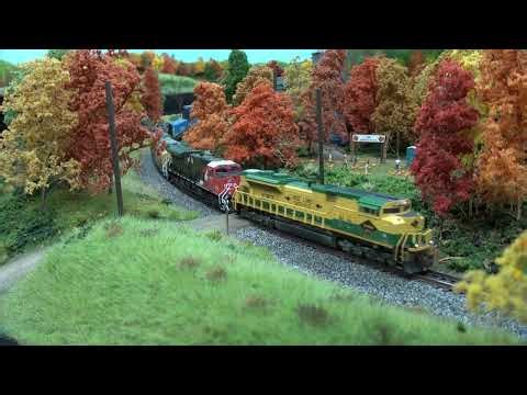 N-SCALE NS EB DOUBLESTACK WITH MID TRAIN DPU