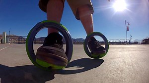 Ring type next generation skateboard which is no longer a board "The Sidewinding Circular Skates"