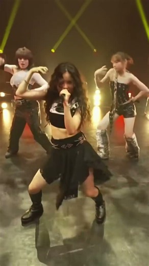 この3人の流れ大好きすぎる#HANA#hana#ちゃんみな#KOHARU#NAOKO#JISOO