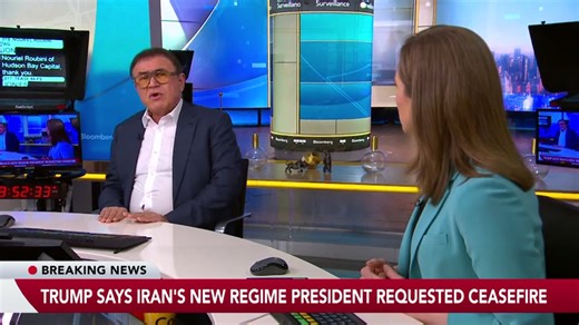 Trump has to finish the war in Iran, Roubini says