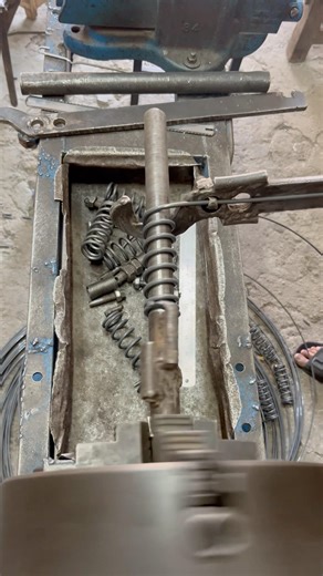 Simple Pressure Spring Making on Lathe Machine | Iron Wire Handcraft #shorts