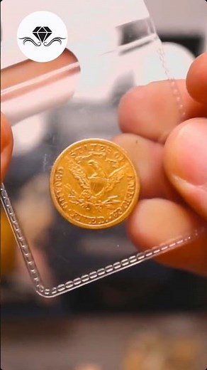 Identifying a British Sovereign Gold Coin 👑 (Live Coin Shop Moment) #coin #money