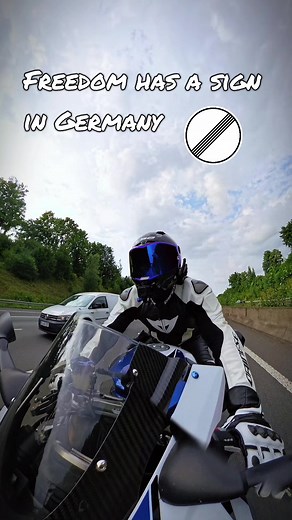 Freiheit hat ein Zeichen in Deutschland 🫀 #autobahn #nospeedlimit #BMWMotorrad #S1000RR #Superbike #biklover #fyp