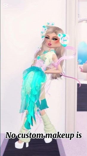 Custom Makeup vs VIP: Which One Actually Slays in DTI?! 💅👑 | DTI Fashion War #roblox #dresstoimpress