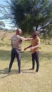 NECK LOCK QUICK SELF DEFENCE TECHNIQUE #VIRAL #KARATE @followers @highlight | Bravin Masharida